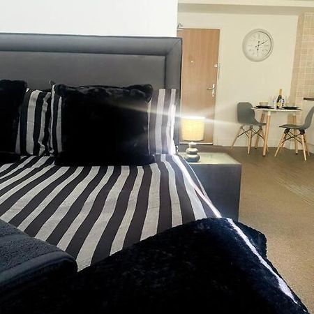 #215 1 Bed Serviced Apartment Derby Dış mekan fotoğraf