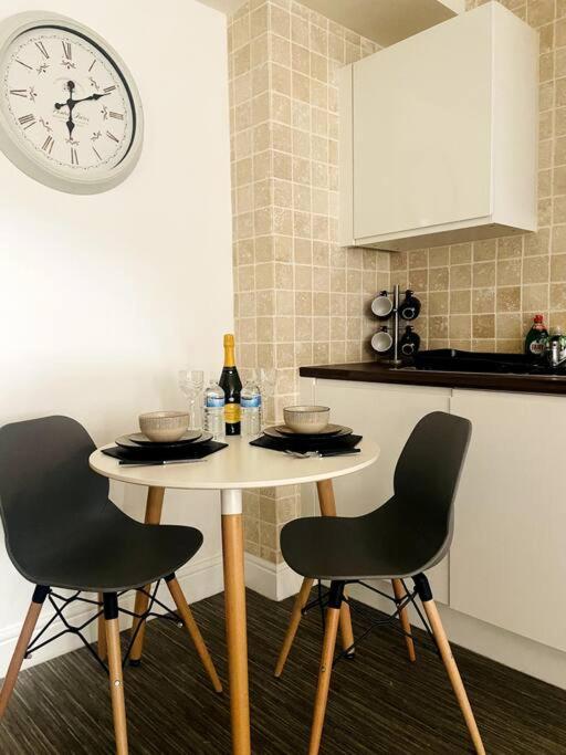 #215 1 Bed Serviced Apartment Derby Dış mekan fotoğraf