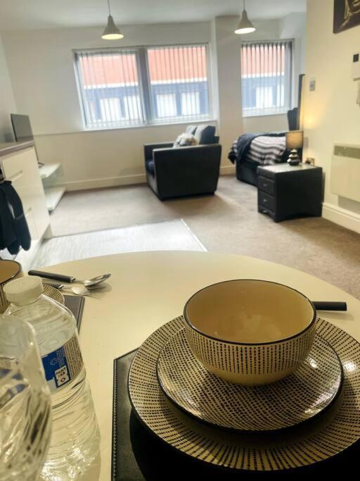 #215 1 Bed Serviced Apartment Derby Dış mekan fotoğraf